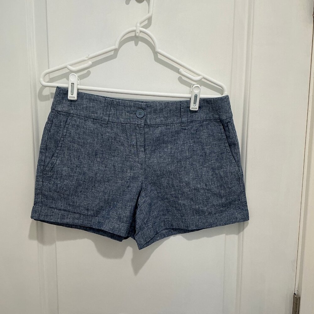Loft  women shorts, size 0, excellent condition
